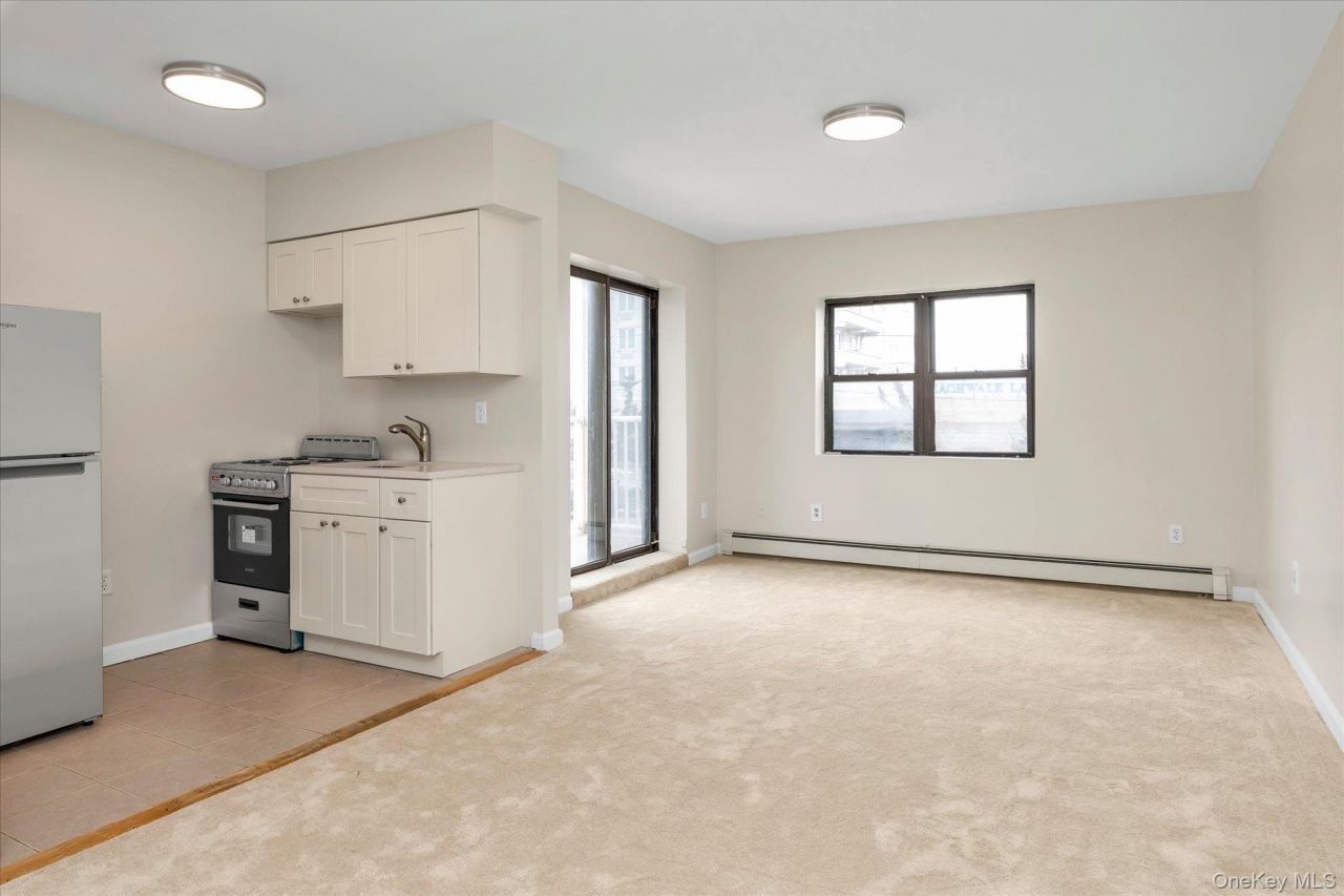 475 W Broadway, Unit 1 A, Long Beach, NY 11561 Main Photo