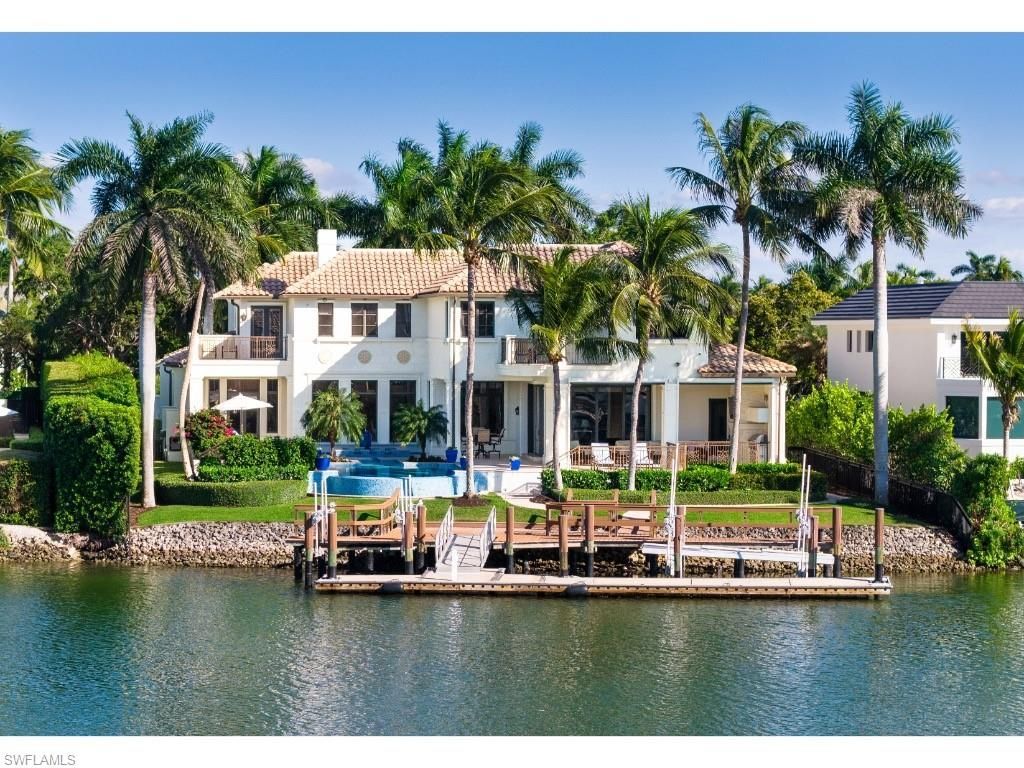 3520 Gin Ln, Naples, FL 34102 Photo