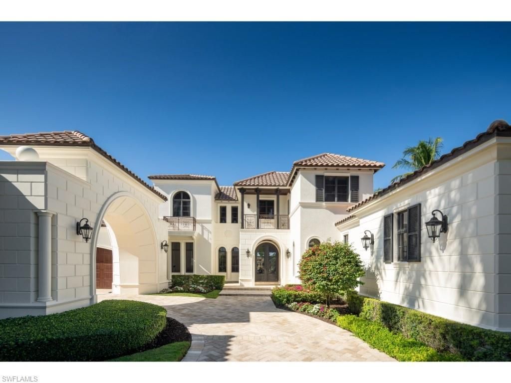 3520 Gin Ln, Naples, FL 34102 Photo