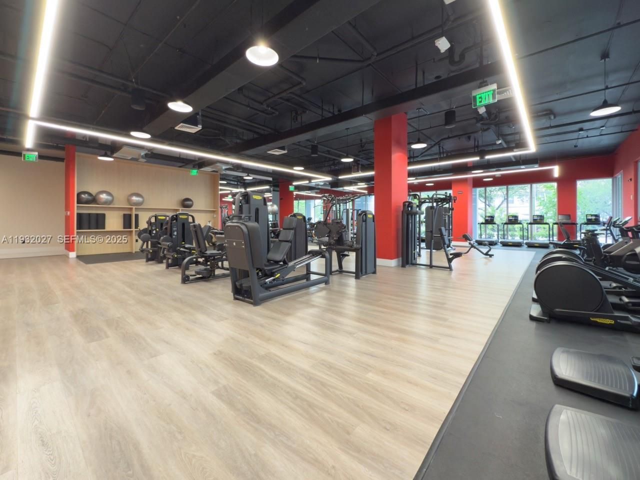 7875 NW 107th Ave, Unit 417, Doral, FL 33178 Photo