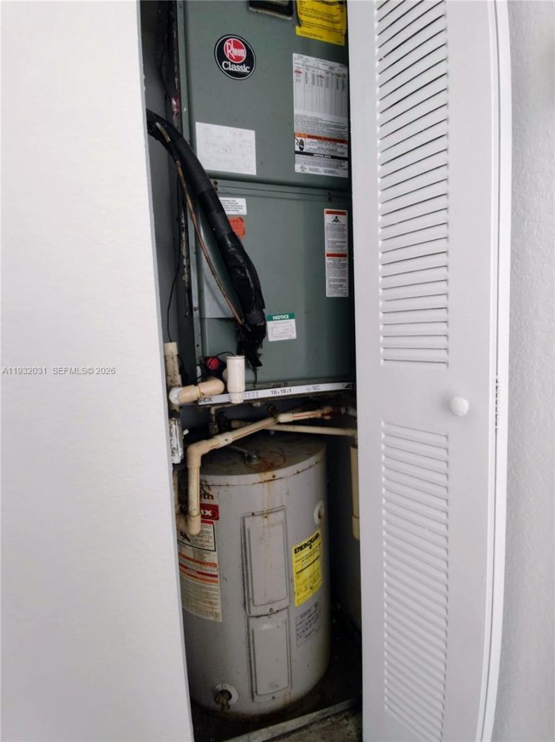 36 NW 6th Ave, Unit 803, Miami, FL 33128 Photo