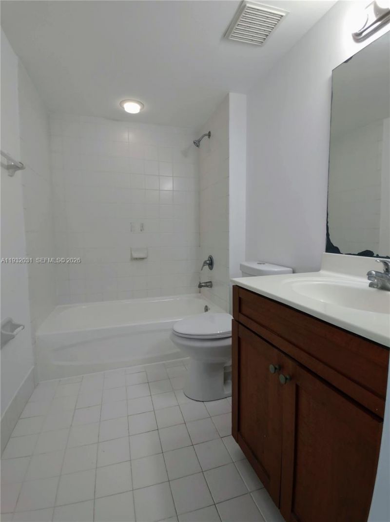 36 NW 6th Ave, Unit 803, Miami, FL 33128 Photo