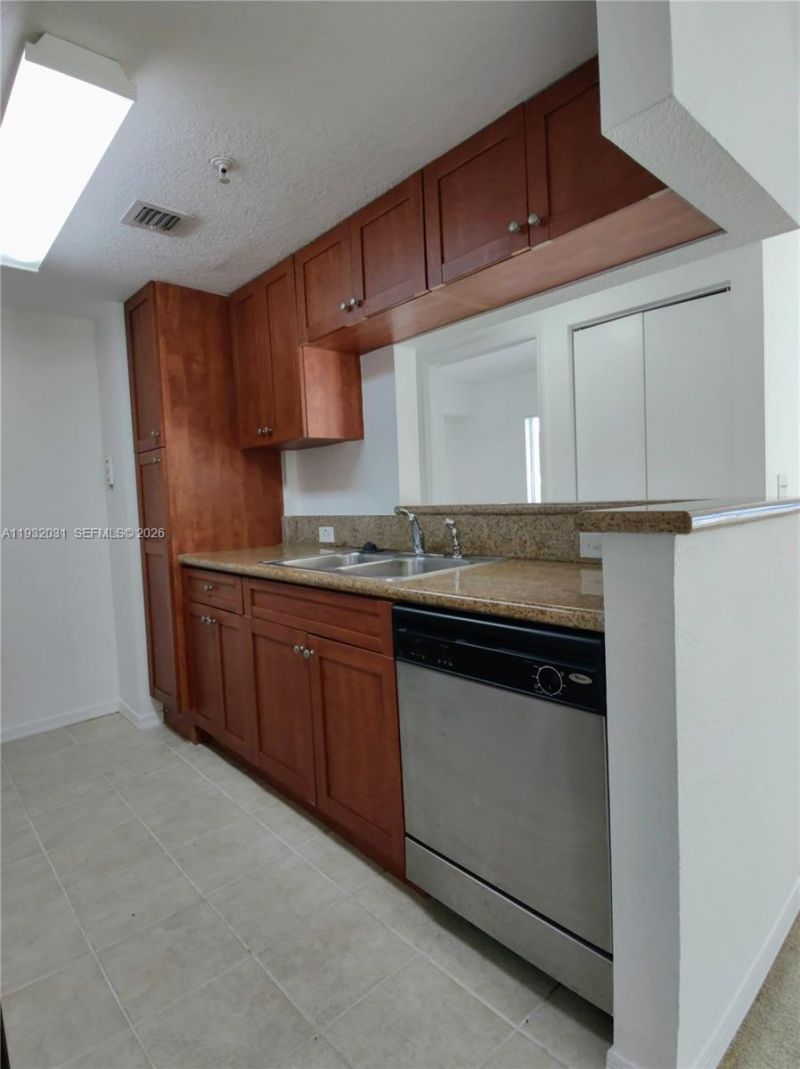 36 NW 6th Ave, Unit 803, Miami, FL 33128 Photo