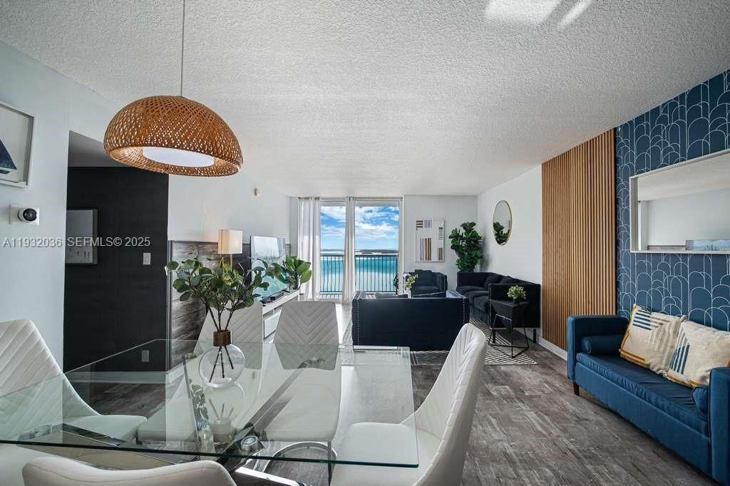 1200 Brickell Bay Dr, Unit 2202, Miami, FL 33131 Photo