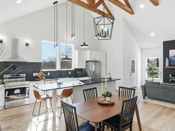 129 Signal Hills Drive, Chattanooga, TN 37405