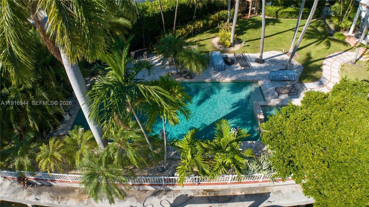 700 Coral Way, Fort Lauderdale, FL 33301 Photo