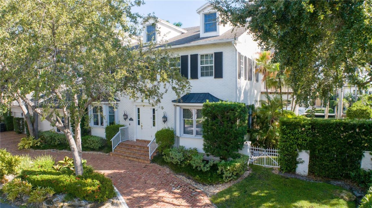 700 Coral Way, Fort Lauderdale, FL 33301 Photo