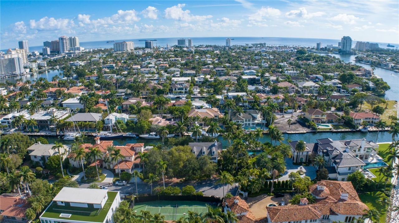 700 Coral Way, Fort Lauderdale, FL 33301 Photo