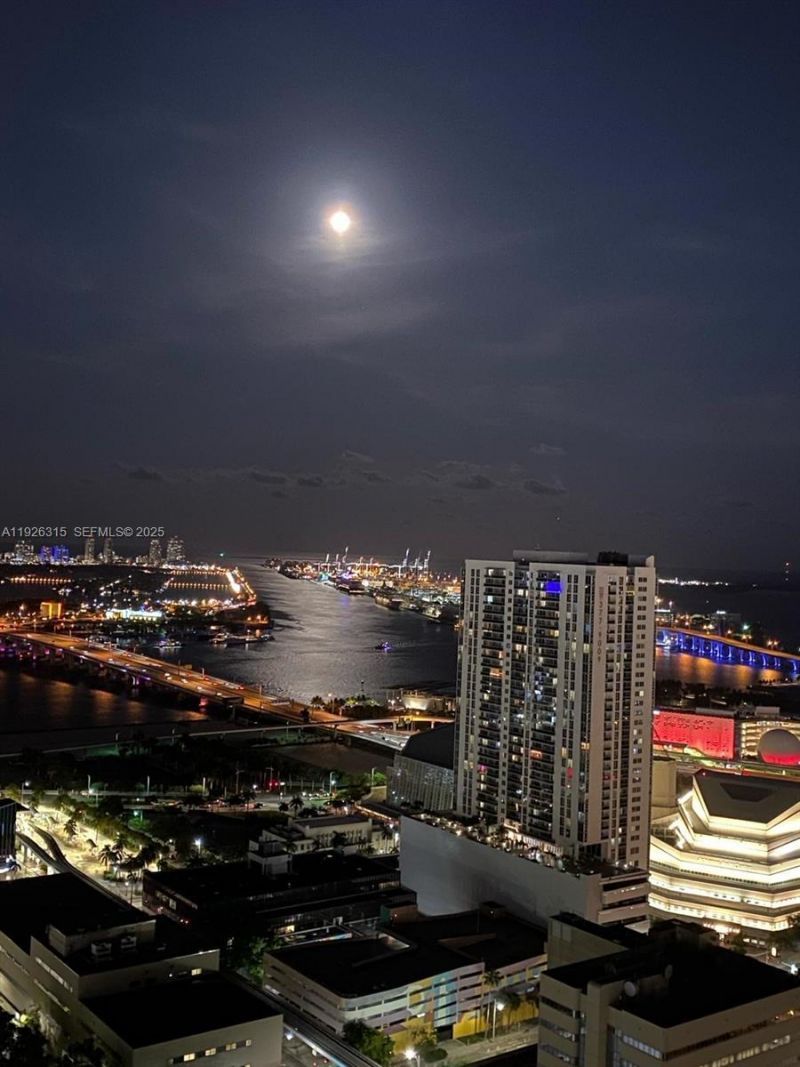 1600 NE 1st Avenue, Unit 1011, Miami, FL 33132 Photo