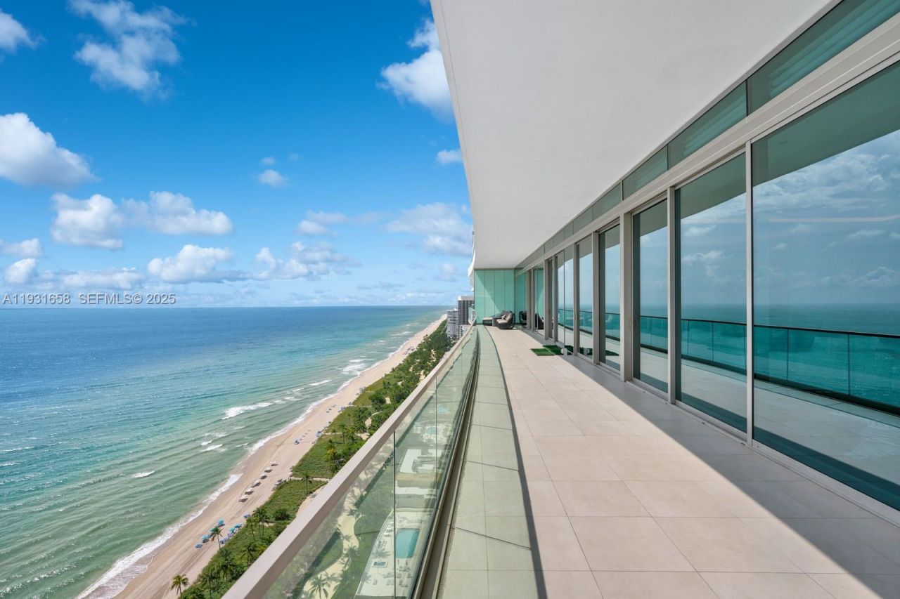 10203 Collins Ave , Unit 2801, Bal Harbour, FL 33154 Photo