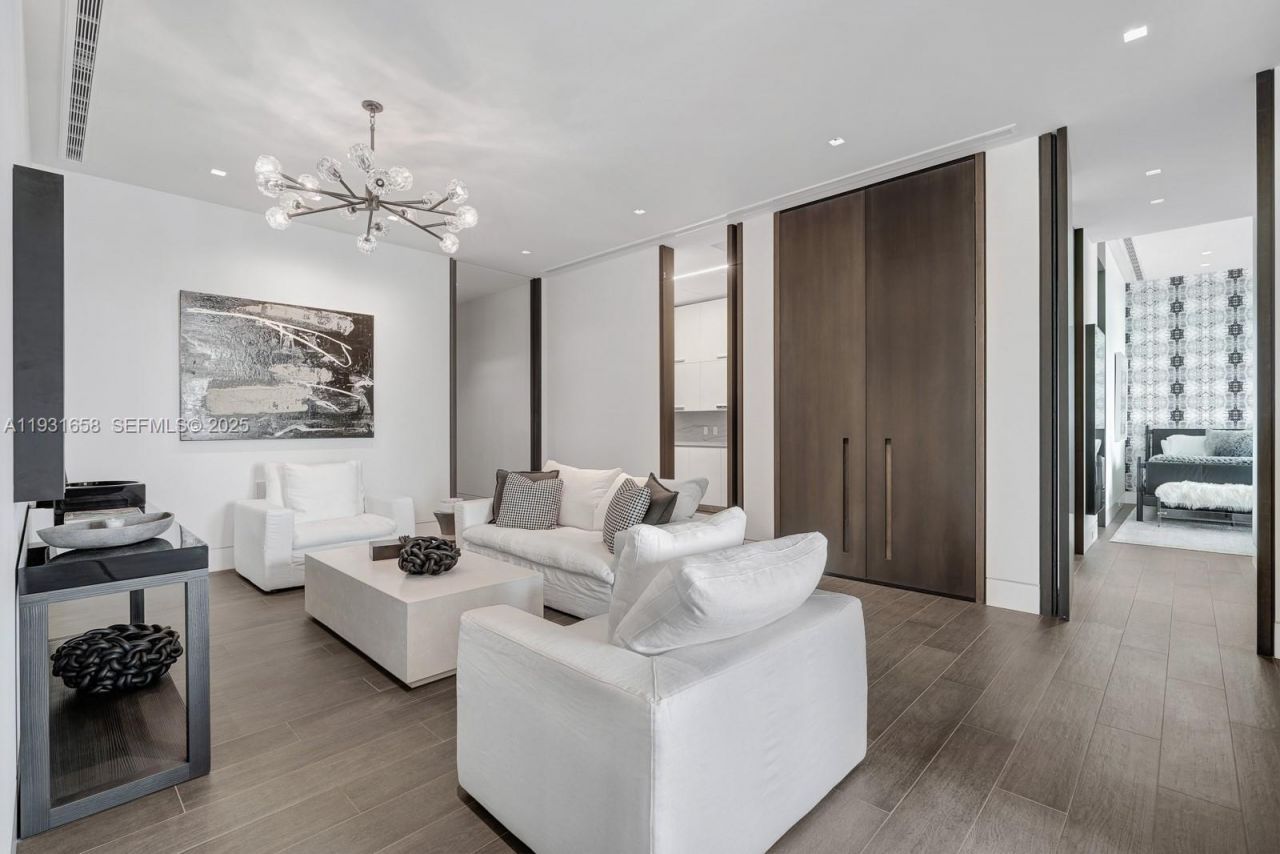 10203 Collins Ave , Unit 2801, Bal Harbour, FL 33154 Photo