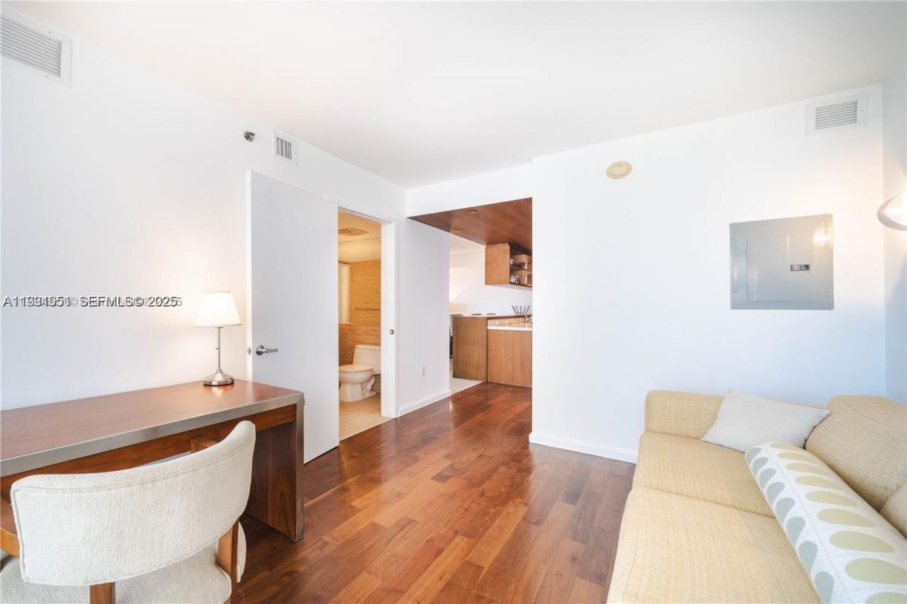 50 Biscayne Blvd , Unit 602, Miami, FL 33132 Photo