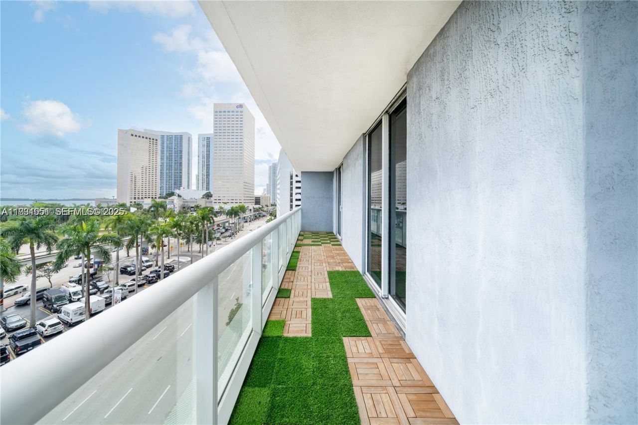 50 Biscayne Blvd , Unit 602, Miami, FL 33132 Photo