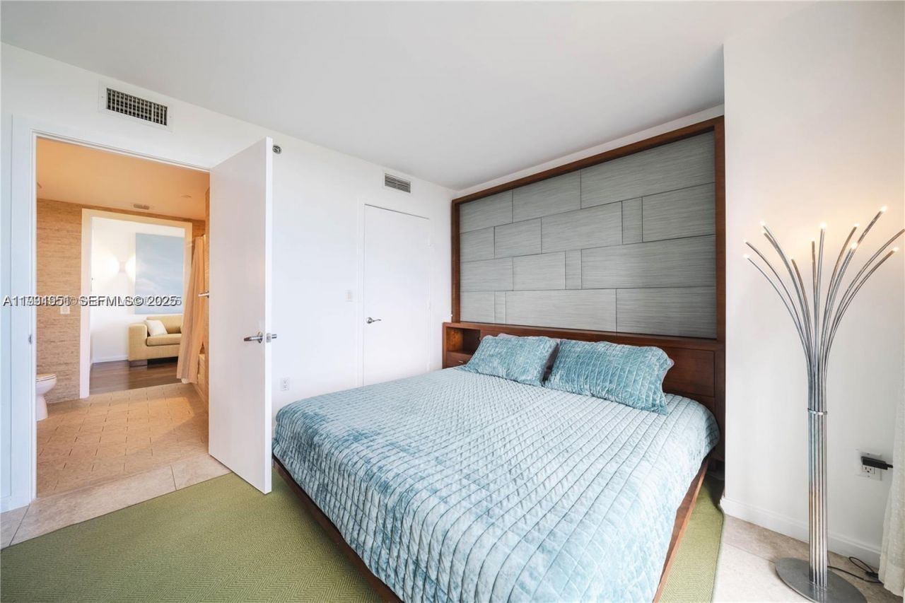 50 Biscayne Blvd , Unit 602, Miami, FL 33132 Photo