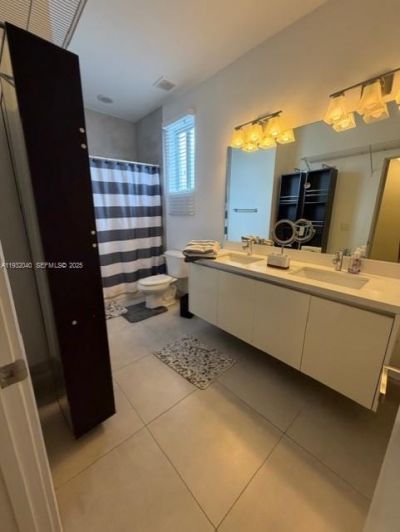 10248 NW 71st Ter, Doral, FL 33178 Photo