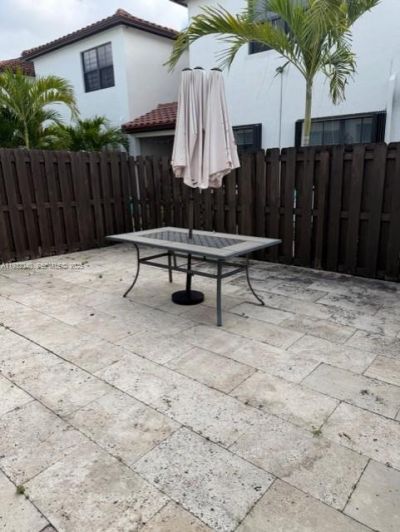 10248 NW 71st Ter, Doral, FL 33178 Photo