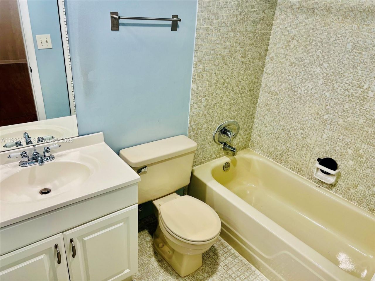 1021 Mockingbird Ln, Unit 215, Plantation, FL 33324 Photo