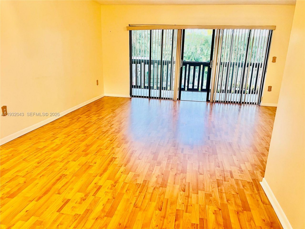 1021 Mockingbird Ln, Unit 215, Plantation, FL 33324 Photo