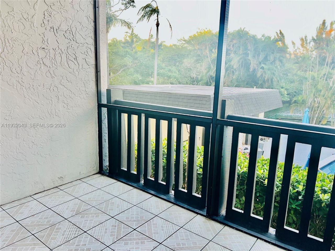 1021 Mockingbird Ln, Unit 215, Plantation, FL 33324 Photo