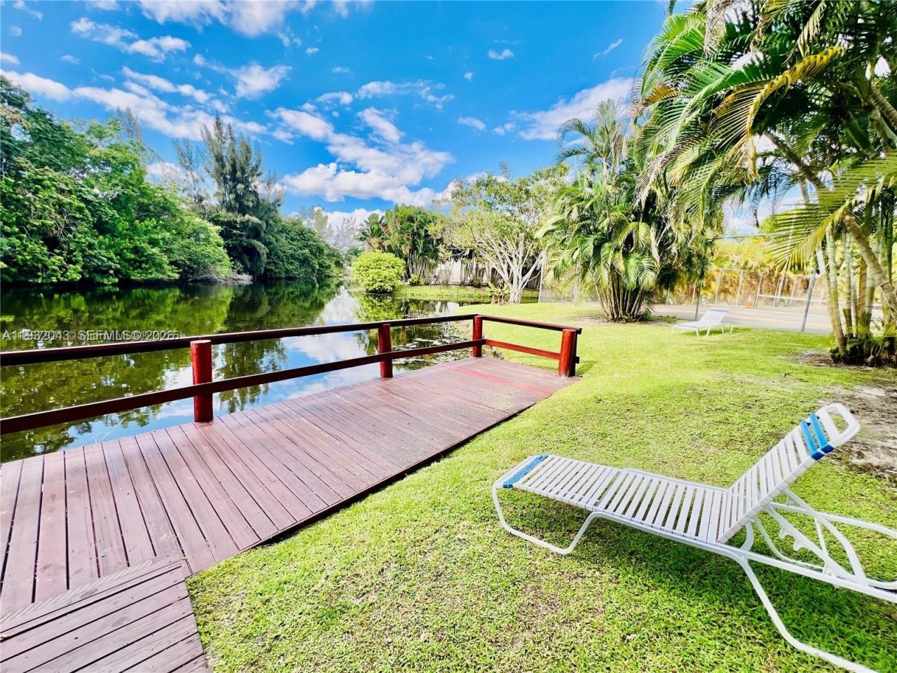 1021 Mockingbird Ln, Unit 215, Plantation, FL 33324 Photo