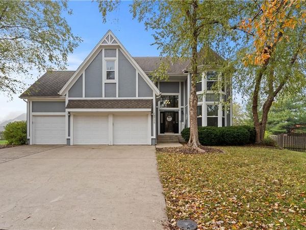 14726 MACKEY Street, Overland Park, KS 66223