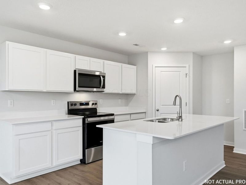 5976 Pitch Pine Drive, Canal Winchester, OH 43110 Photo 12