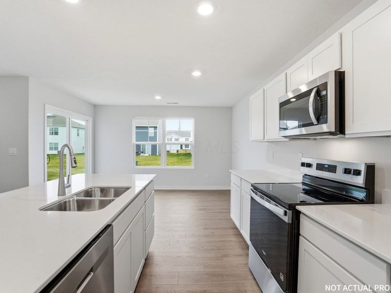 5976 Pitch Pine Drive, Canal Winchester, OH 43110 Photo 15