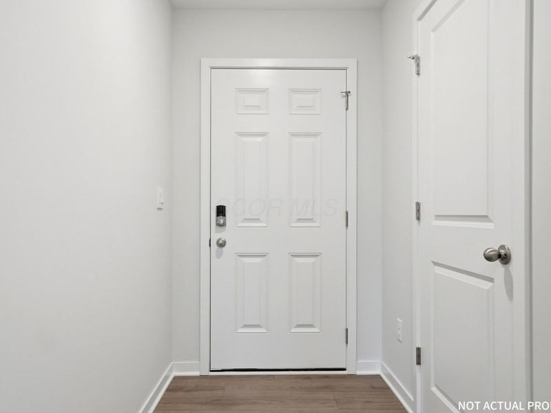 5976 Pitch Pine Drive, Canal Winchester, OH 43110 Photo 6