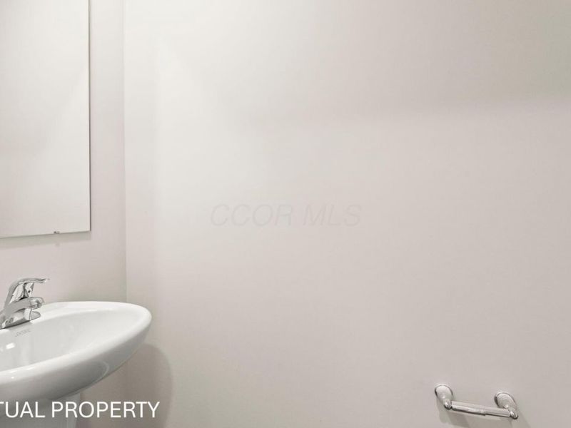 5964 Pitch Pine Drive, Canal Winchester, OH 43110 Photo 3