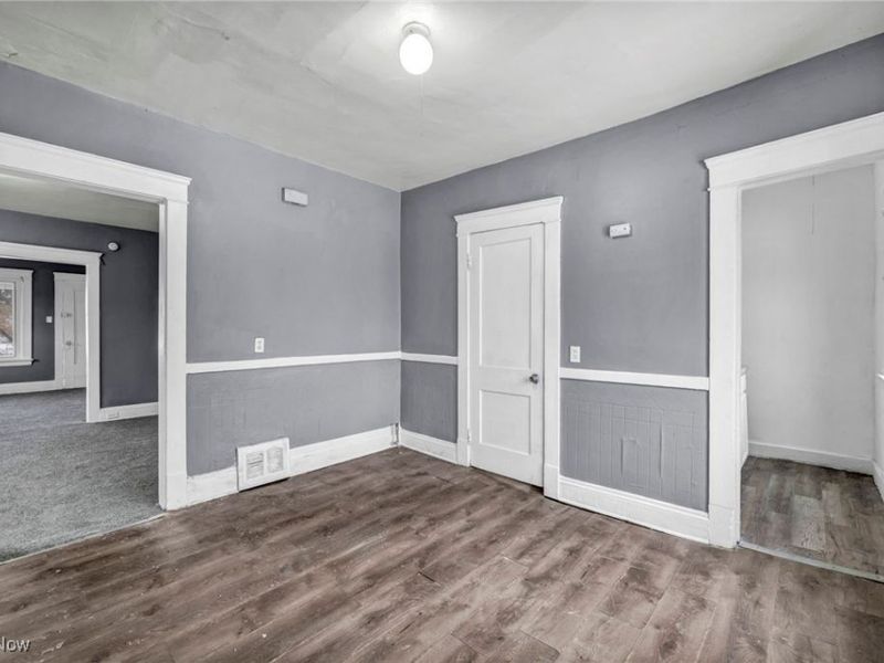 9616 Lamontier Avenue, Cleveland, OH 44104 Photo 7