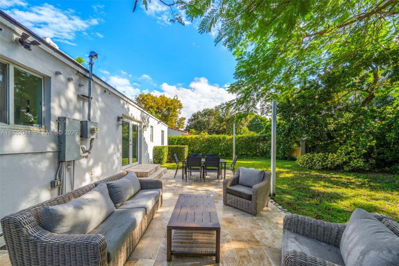 166 NW 100th Ter, Miami Shores, FL 33150 Photo