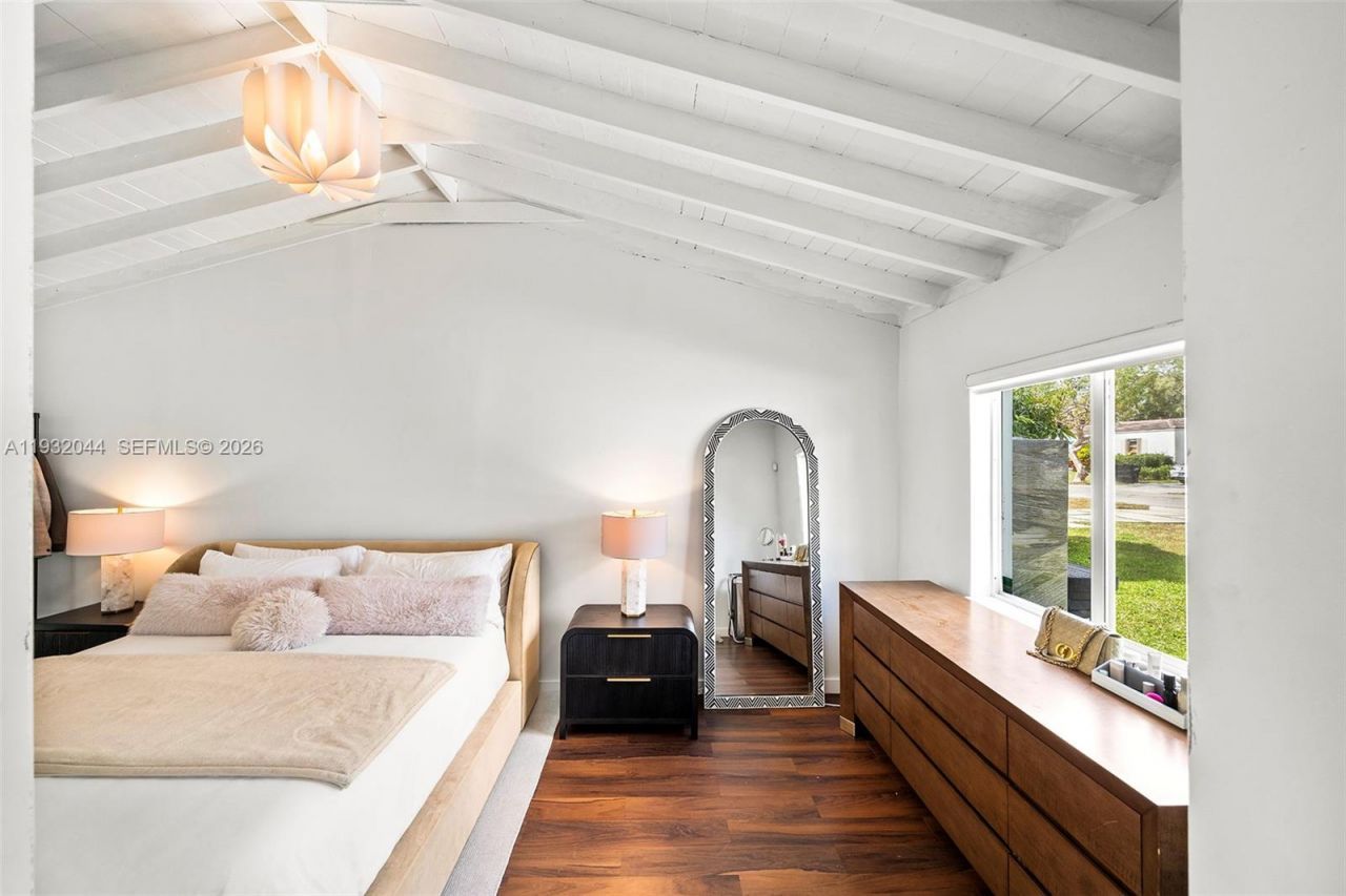 166 NW 100th Ter, Miami Shores, FL 33150 Photo