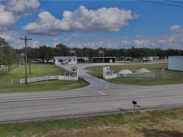 87 FM 234 S , Edna, TX 77957