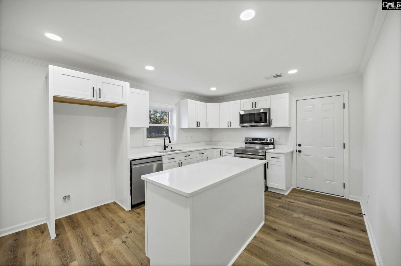 673 Clay Hill Road Photo 10