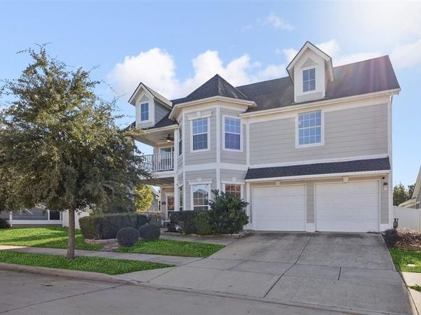 1404 Southern Pine Drive, Savannah, TX 76227