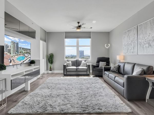 511 SE 5th Avenue, Unit 908, Fort Lauderdale, FL 33301