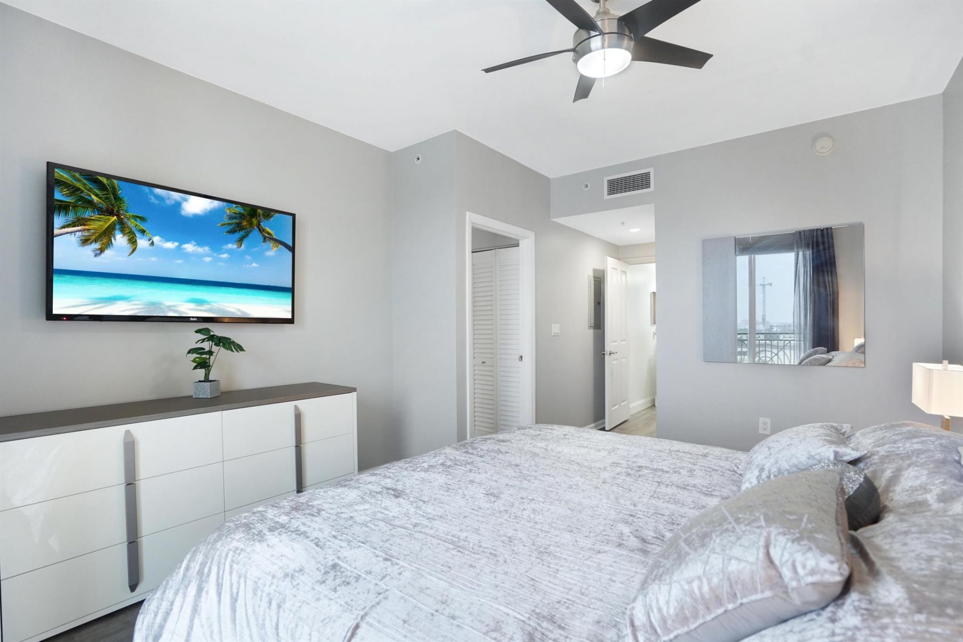 511 SE 5th Avenue, Unit 908, Fort Lauderdale, FL 33301 Photo