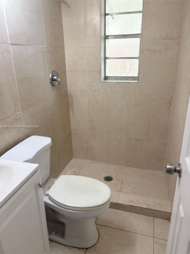 2750 Pierce St, Unit 3, Hollywood, FL 33020 Photo