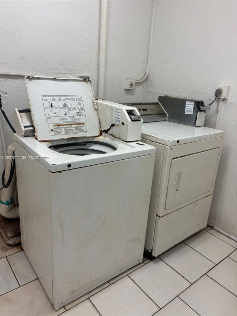 2750 Pierce St, Unit 3, Hollywood, FL 33020 Photo