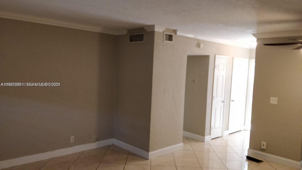 2750 Pierce St, Unit 3, Hollywood, FL 33020 Photo
