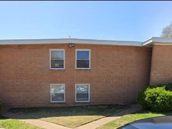 4774 Kings Drive, St Louis, MO 63116