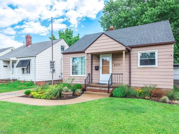 4529 W 150th Street, Cleveland, OH 44135