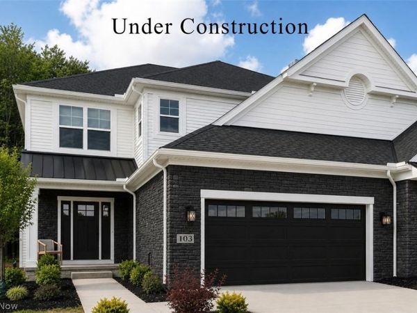 103 Town Centre Drive, Broadview Heights, OH 44147
