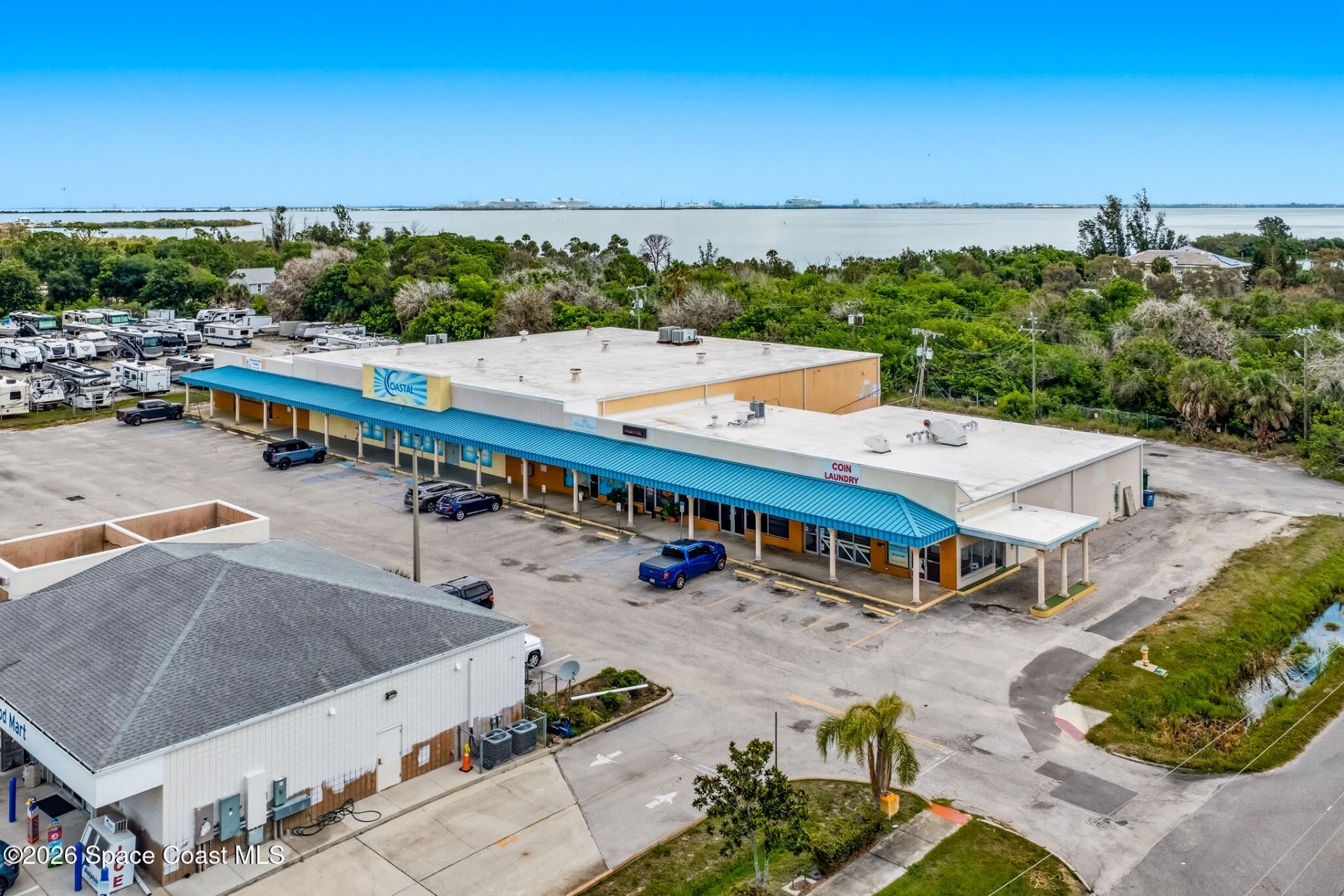880 N Banana River Dr Drive, Merritt Island, FL 32952 Photo