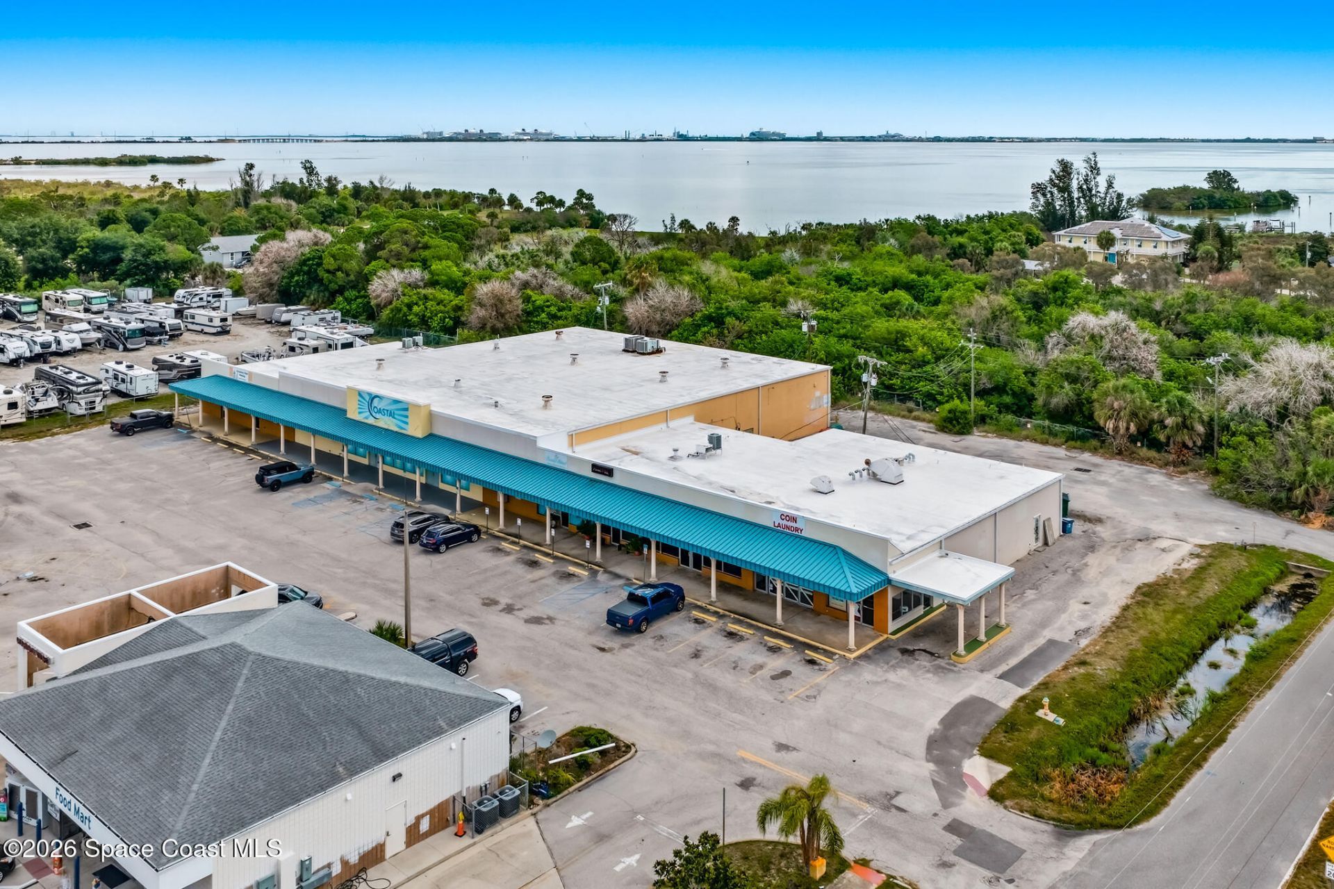 880 N Banana River Dr Drive, Merritt Island, FL 32952 Photo