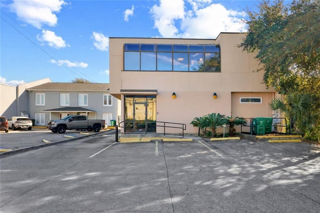 2309 N HULLEN Street, Metairie, LA 70001