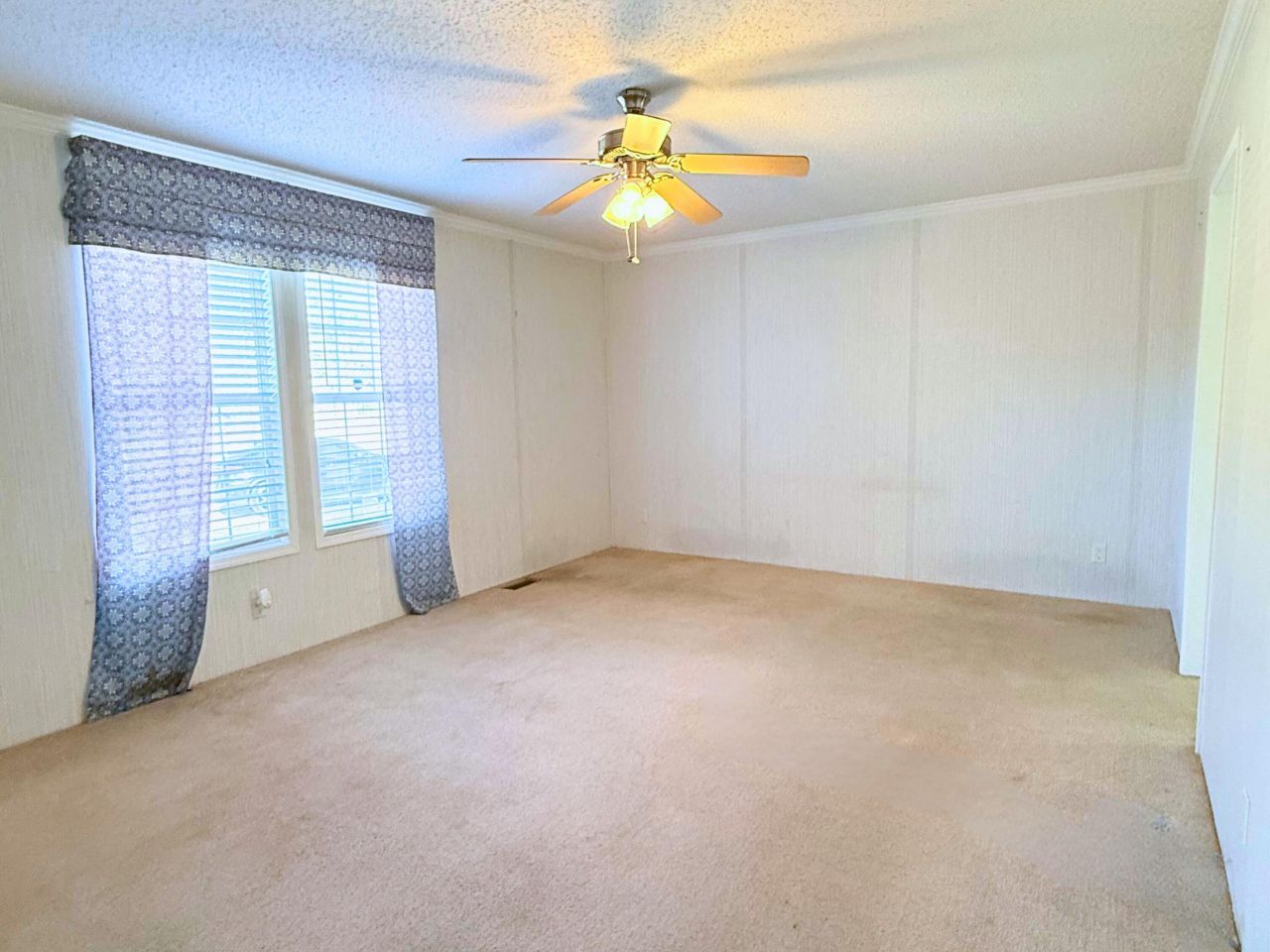 106 Airborne Way Photo 10