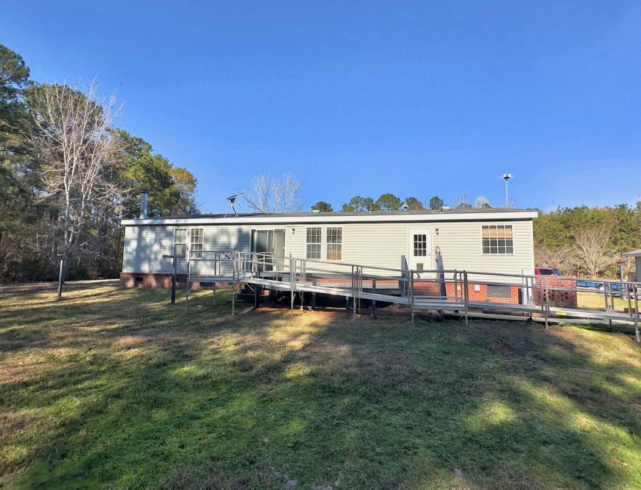 106 Airborne Way Photo 27