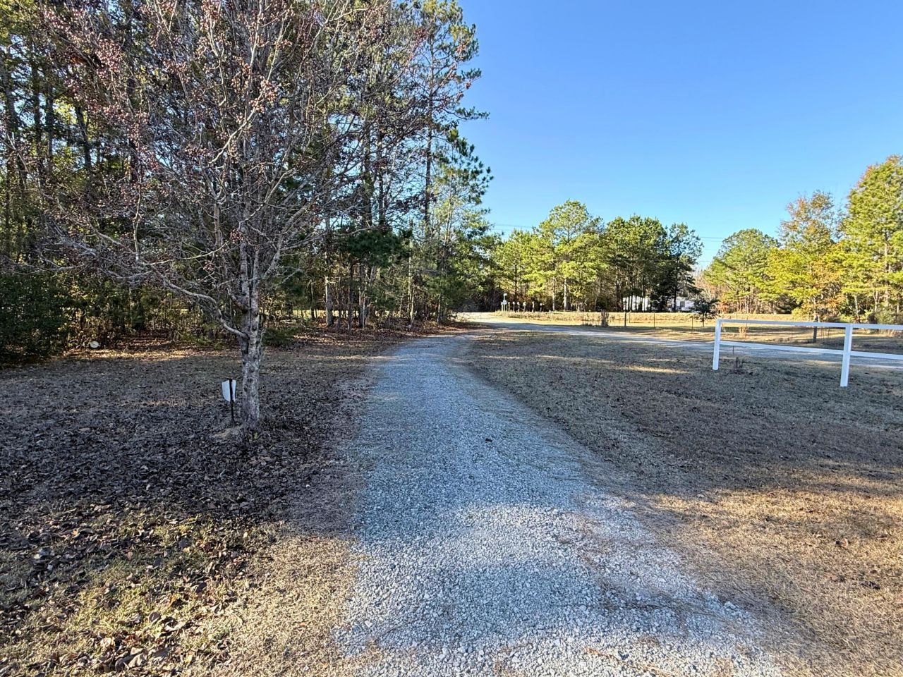 106 Airborne Way Photo 31