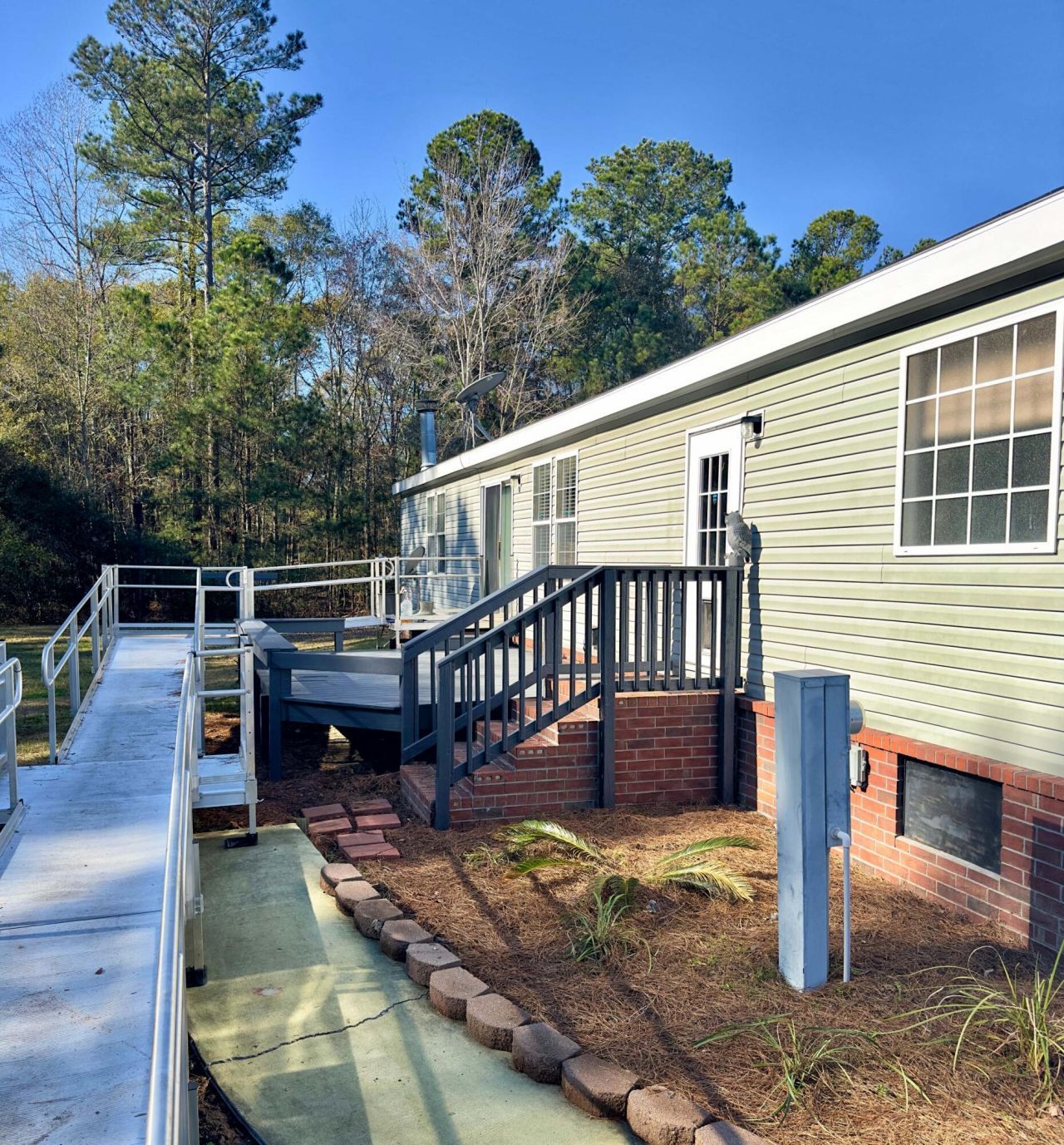 106 Airborne Way Photo 33